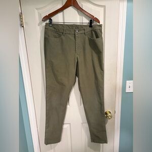 lululemon athletica Men's pants!